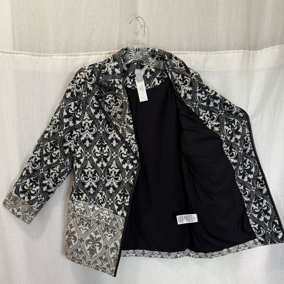 Chico’s NWT Jacquard Brocade Blazer Jacket Black White Gold Pattern Size 1 (M) - Picture 3 of 7